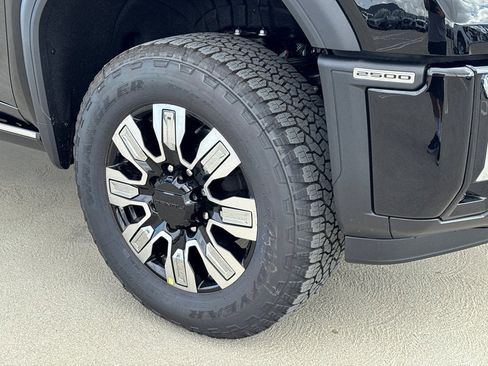New 2026 GMC Sierra 2500 Denali w/ Denali Reserve Package image 6