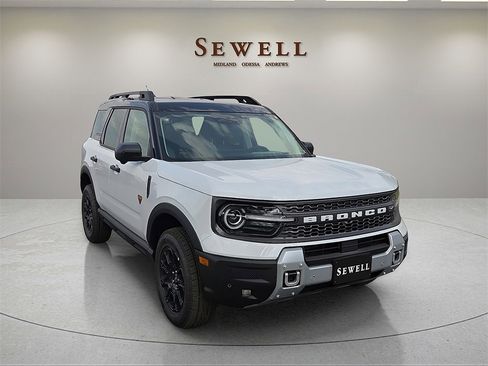 New 2025 Ford Bronco Sport Badlands image 6