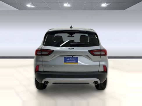 Certified 2023 Ford Escape Active AWD/4WD image 8