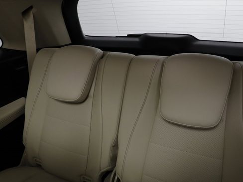 Used 2025 Mercedes-Benz GLS 450 GLS 450 image 17