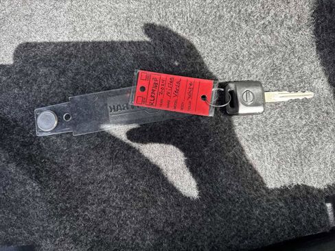 Used 2024 Nissan Versa S w/ Trunk Package image 32