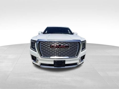 Certified 2024 GMC Yukon XL Denali w/ Max Trailering Package AWD/4WD image 3
