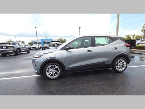 New 2027 Chevrolet Bolt LT w/ Comfort Package FWD image 20