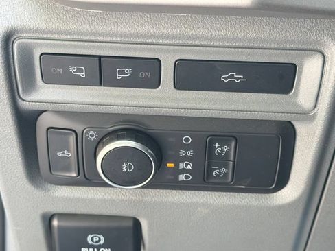 Used 2021 Ford F150 XLT w/ Equipment Group 302A High RWD image 35