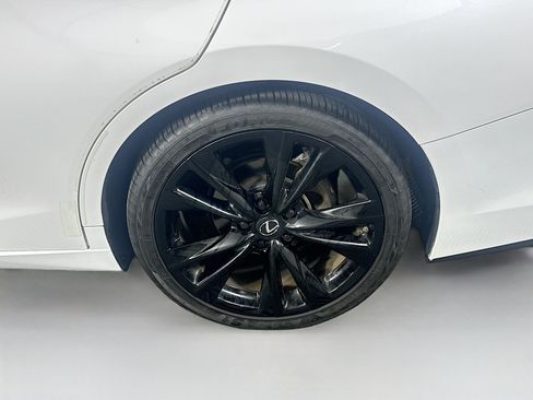 Used 2023 Lexus ES 350 F Sport w/ Accessory Package (Z2) FWD image 11