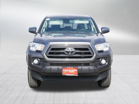 Certified 2022 Toyota Tacoma SR5 image 2