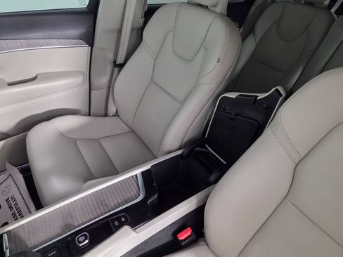 Used 2023 Volvo XC90 B6 Plus w/ Protection Package Premier AWD/4WD image 20