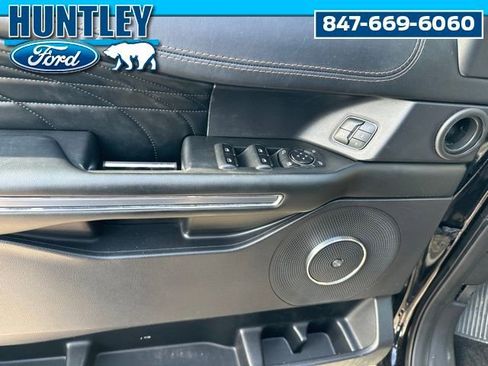 Used 2020 Ford Expedition Max Platinum image 23