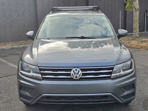 Used 2019 Volkswagen Tiguan SE w/ 3rd Row Seat Package AWD/4WD image 3