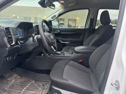 Used 2025 Ford Ranger XLT w/ Trailer Tow Package AWD/4WD image 6