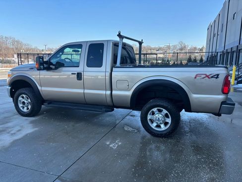 Used 2014 Ford F250 XLT w/ XLT Interior Package image 4