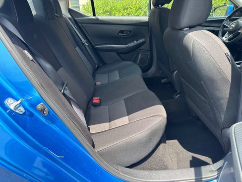 Used 2024 Nissan Sentra SV FWD image 15