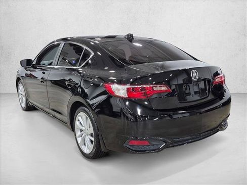 Used 2018 Acura ILX w/ AcuraWatch Plus Package FWD image 8