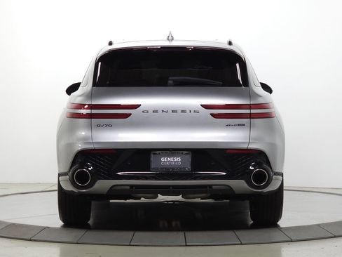 Used 2024 Genesis GV70 3.5T Sport AWD/4WD image 7