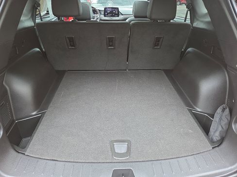 Certified 2023 Chevrolet Blazer RS w/ Driver Confidence II Package image 37