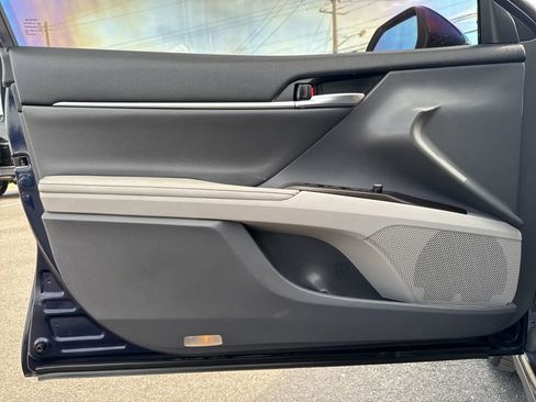 Used 2021 Toyota Camry XSE image 27