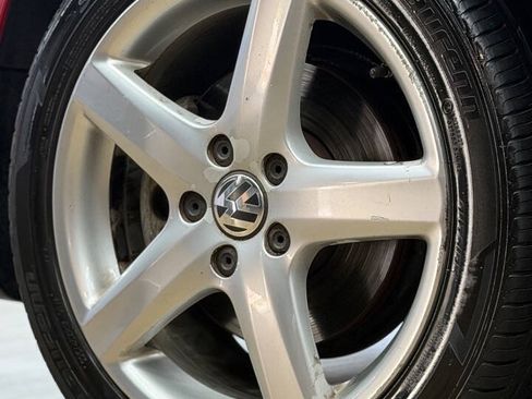 Used 2010 Volkswagen Jetta Limited Edition FWD image 13