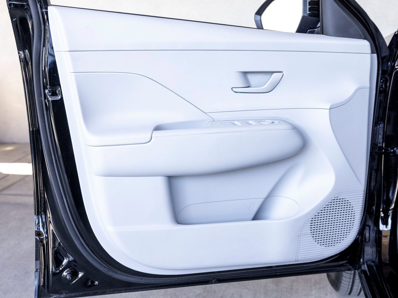 New 2025 Hyundai Kona SEL FWD image 13