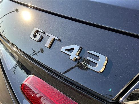 Used 2023 Jaguar F-PACE AWD/4WD image 7