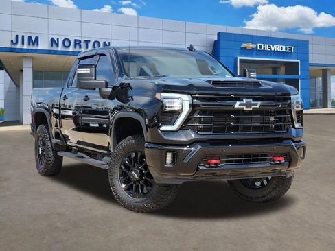 Used 2025 Chevrolet Silverado 2500 LT w/ Trail Boss Package image 1