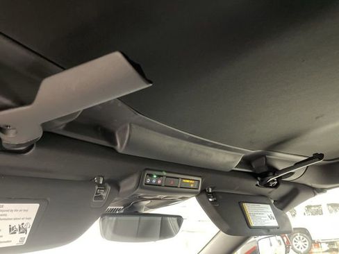 New 2026 Chevrolet Corvette Stingray Coupe w/ Battery Protection Package RWD image 22