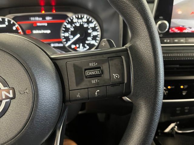 Used 2024 Nissan Rogue S AWD/4WD image 28