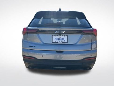 New 2027 Chevrolet Bolt LT w/ Comfort Package FWD image 4