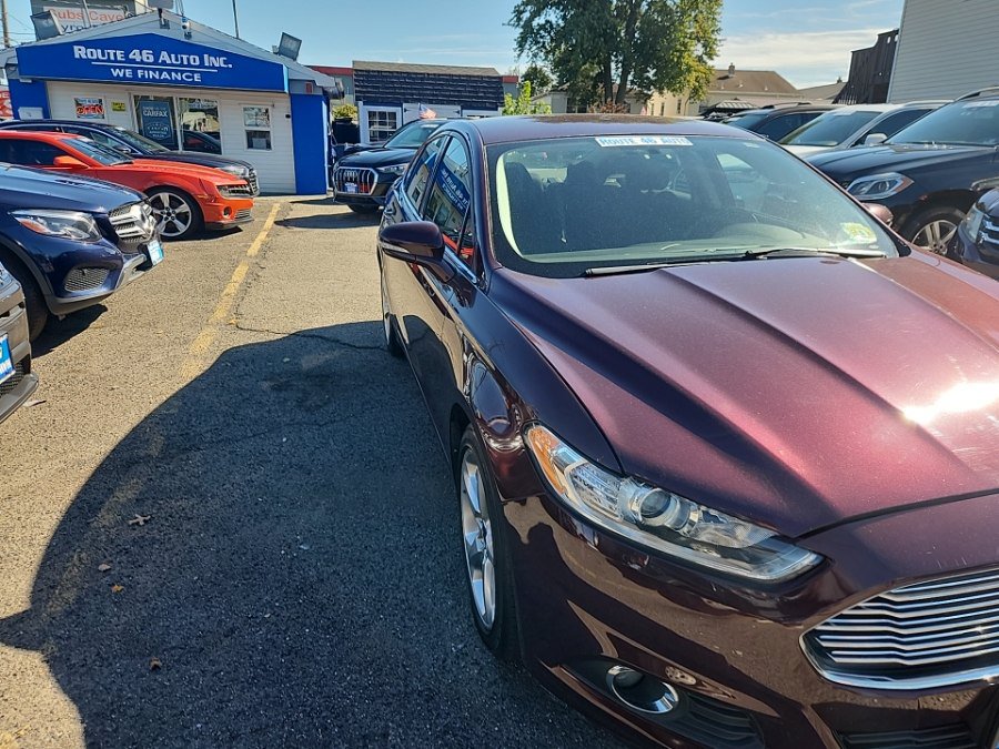 Used 2013 Ford Fusion SE FWD image 3
