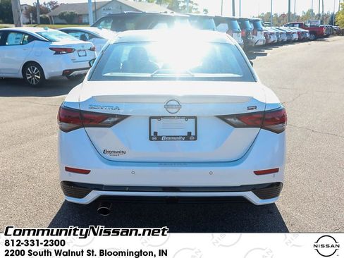 New 2025 Nissan Sentra SR w/ SR Premium Package FWD image 6