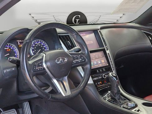 Used 2018 INFINITI Q60 Red Sport 400 w/ Pro Active Package image 11