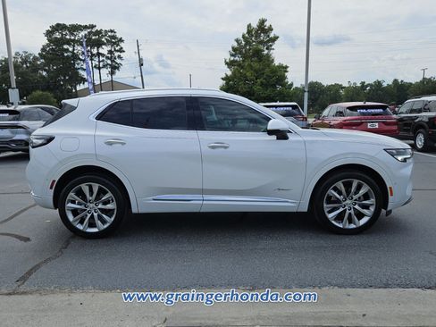 Used 2023 Buick Envision Avenir FWD image 6