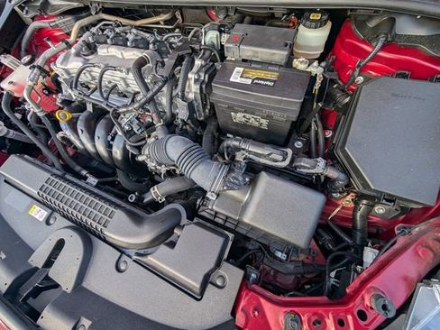 Used 2022 Toyota Corolla LE image 25