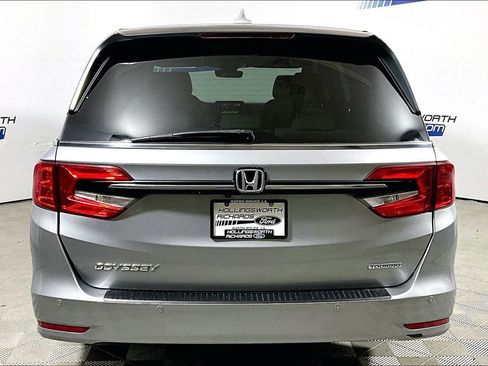Used 2022 Honda Odyssey Touring image 4