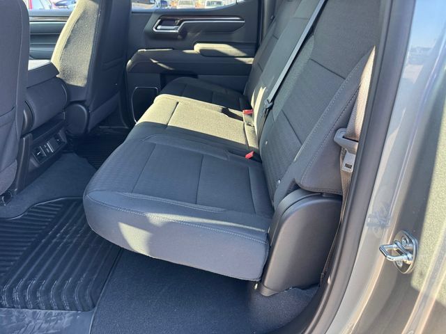 Used 2026 Chevrolet Silverado 1500 LT RWD image 12