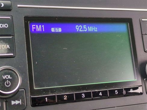 Used 2019 Honda Civic LX image 19
