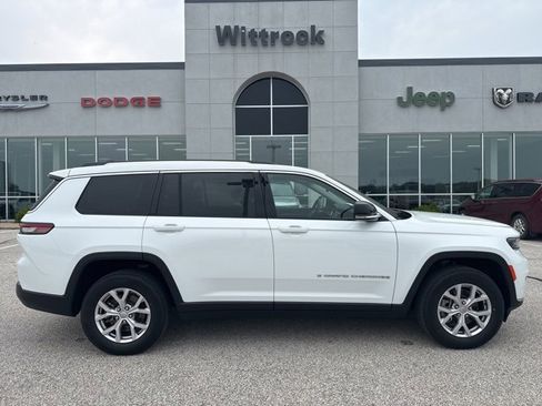 Used 2022 Jeep Grand Cherokee L Limited image 10