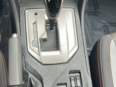 Used 2018 Subaru Crosstrek 2.0i Premium AWD/4WD image 33