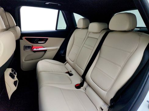Certified 2023 Mercedes-Benz GLC 300 4MATIC image 22