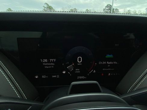 Used 2025 GMC Yukon AT4 Ultimate image 14