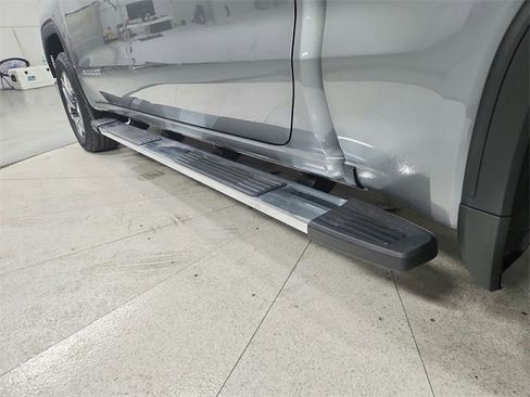 New 2026 GMC Sierra 1500 SLT image 48