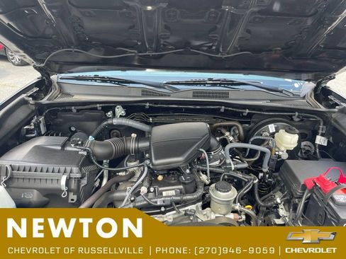 Used 2022 Toyota Tacoma SR5 w/ SR5 Appearance Package (SM) AWD/4WD image 39