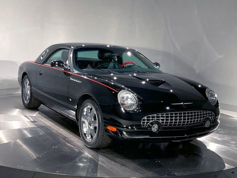 Used 2003 Ford Thunderbird image 84