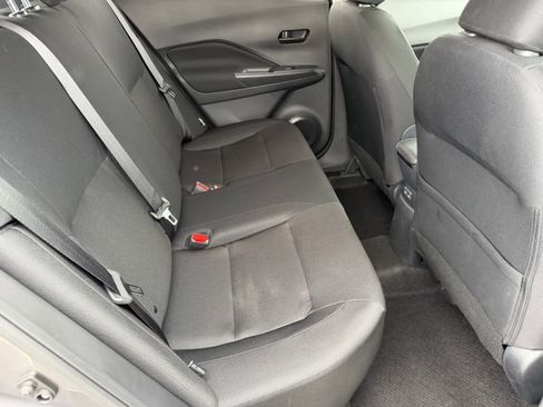 Certified 2025 Nissan Kicks Play S image 15