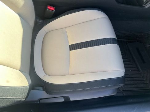 Used 2018 Honda Civic EX image 16