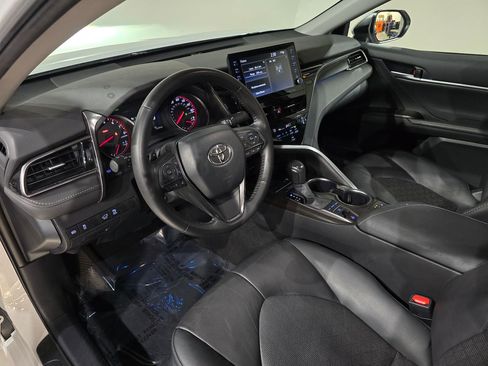 Used 2024 Toyota Camry XSE image 19