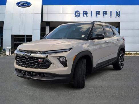 Used 2026 Chevrolet TrailBlazer RS w/ Convenience Package AWD/4WD image 11