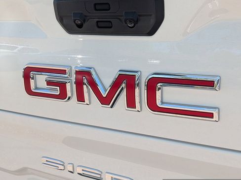 New 2026 GMC Sierra 1500 SLT w/ SLT Premium Plus Package AWD/4WD image 13