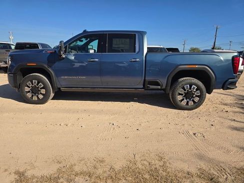 New 2026 GMC Sierra 2500 Denali w/ Denali Reserve Package AWD/4WD image 8