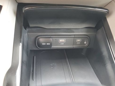 Certified 2024 Kia Telluride S FWD image 29