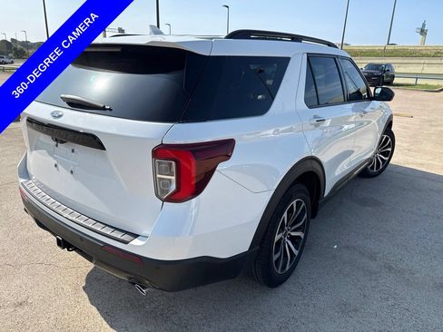 Used 2023 Ford Explorer ST-Line w/ Class IV Trailer Tow Package RWD image 12